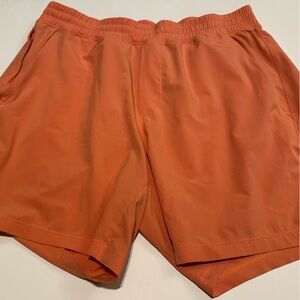 men’s lululemon shorts orange xl great condition